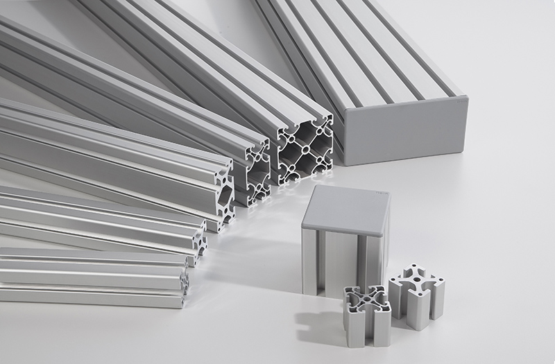 Aluminium có tên gọi tắt là Alu, là một nguyên tố hóa học với ký hiệu Al và số nguyên tử 13