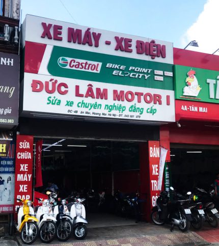 Biển ốp aluminium motor Đức Lâm chữ nổi mica uốn hộp